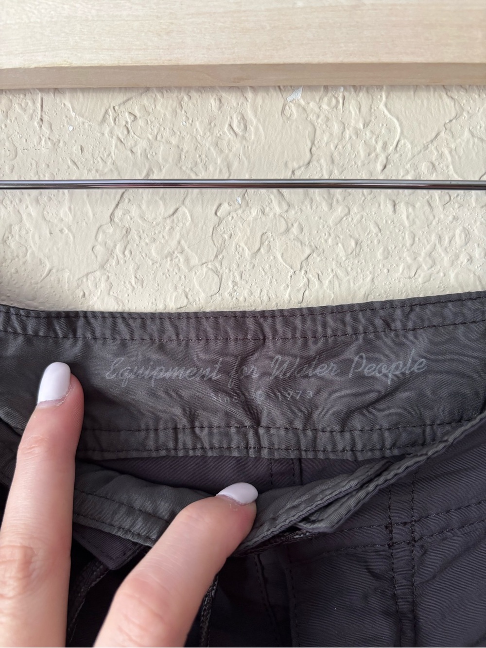 Patagonia | Men's Wavefarer Boardshorts Size 35 Ink Black 19" Length - Picture 6 of 12